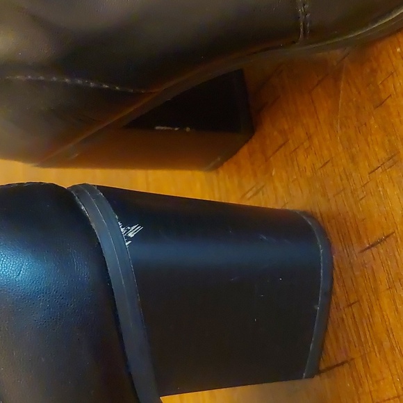 Brash Black Chunky-heeled Booties - Picture 12 of 12